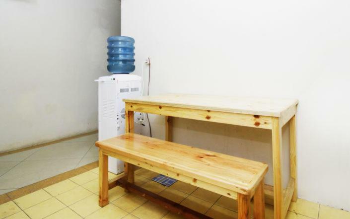 Отель Kamar Keluarga Mangga Besar Джакарта Экстерьер фото